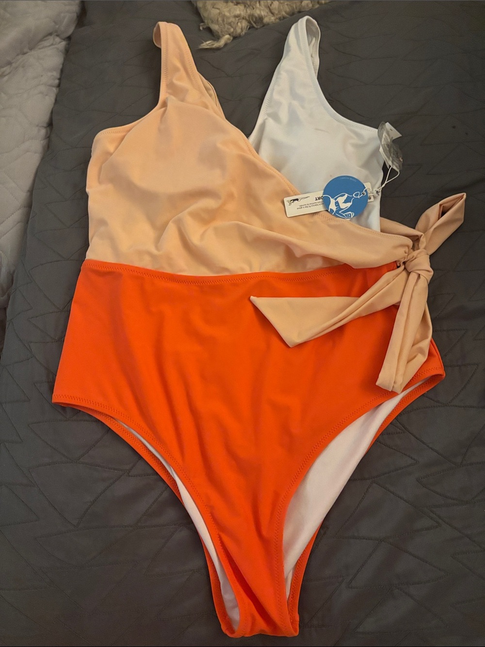 Cupshe Two-Tone One-Piece Swimsuit in Peach & Bright Orange with Side Tie